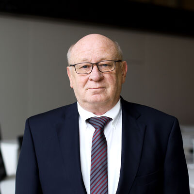 006_Wolfgang Schuster
